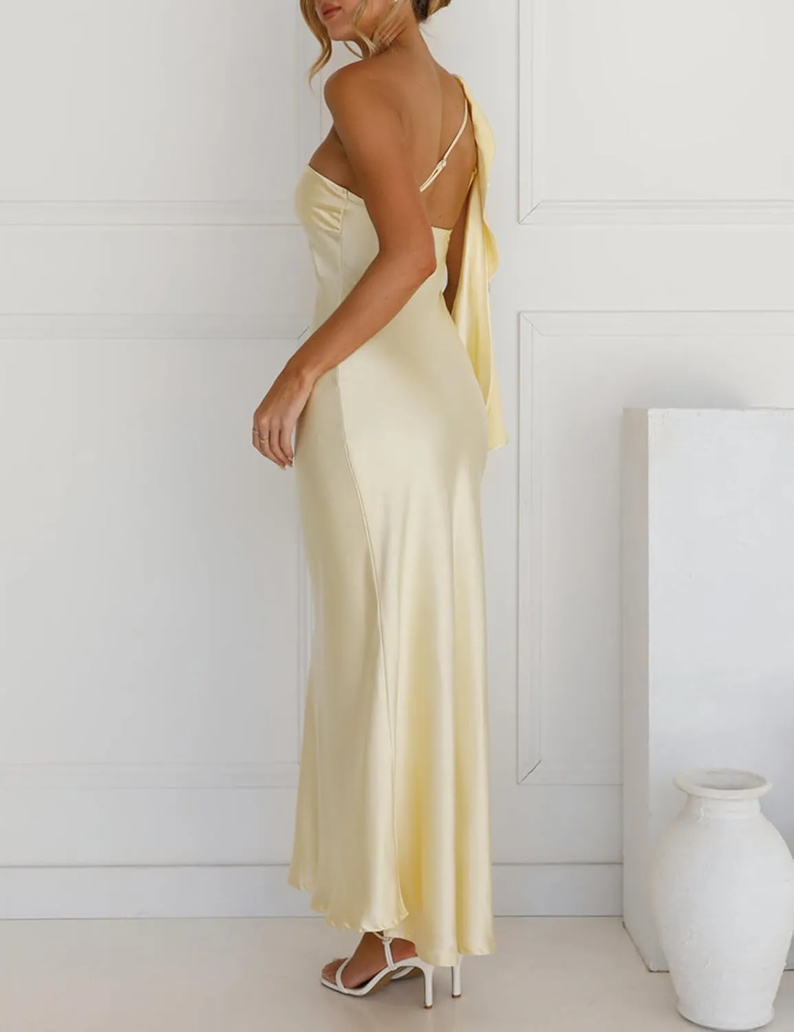 2025 Satin One Shoulder Maxi Dress for Women Summer Silk Formal Elegant Backless Ruffle Sleeveless Wedding Guest Dresses