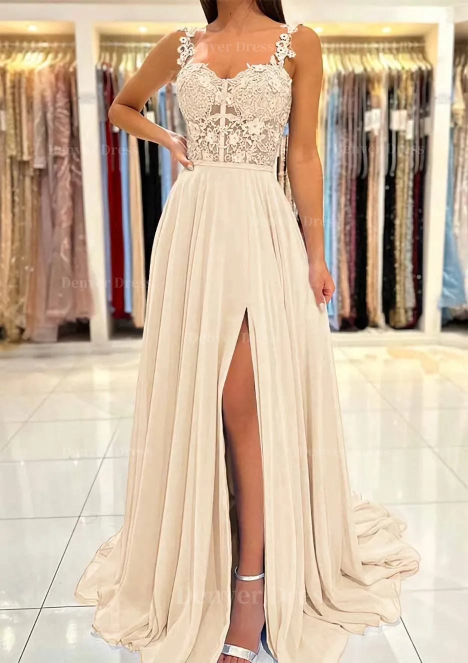 A-line Sweetheart Sleeveless Sweep Train Chiffon Prom Dress With Appliqued Split