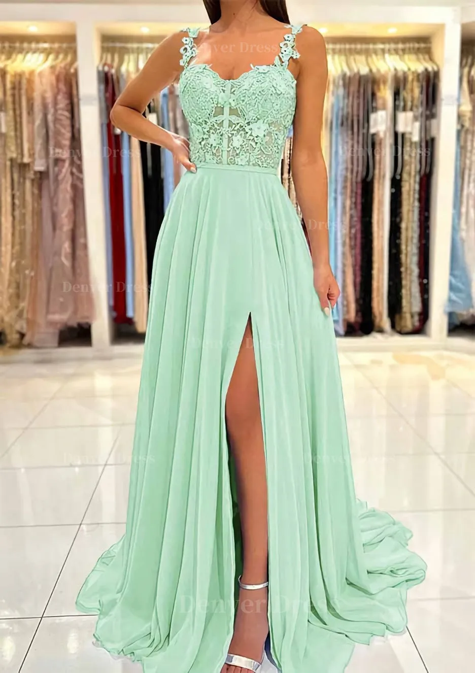 A-line Sweetheart Sleeveless Sweep Train Chiffon Prom Dress With Appliqued Split