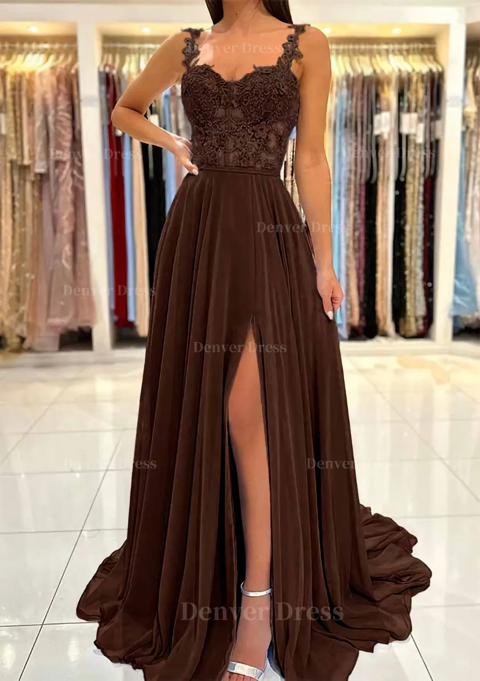 A-line Sweetheart Sleeveless Sweep Train Chiffon Prom Dress With Appliqued Split