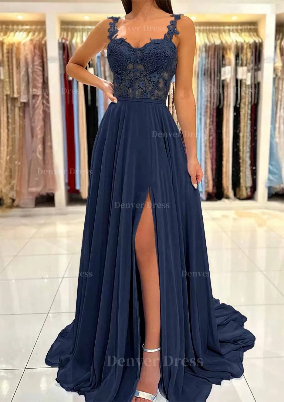 A-line Sweetheart Sleeveless Sweep Train Chiffon Prom Dress With Appliqued Split