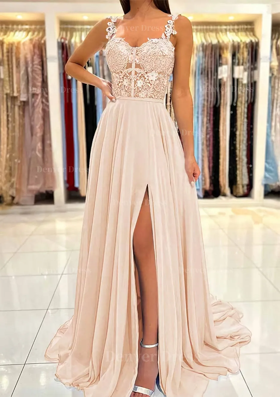A-line Sweetheart Sleeveless Sweep Train Chiffon Prom Dress With Appliqued Split