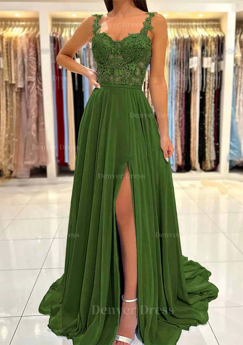 A-line Sweetheart Sleeveless Sweep Train Chiffon Prom Dress With Appliqued Split