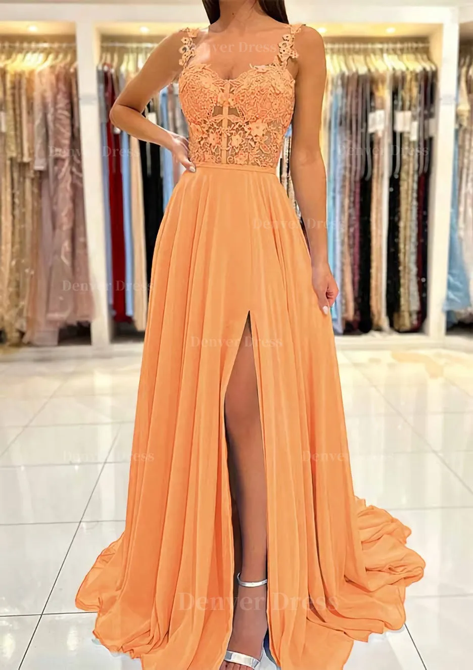 A-line Sweetheart Sleeveless Sweep Train Chiffon Prom Dress With Appliqued Split