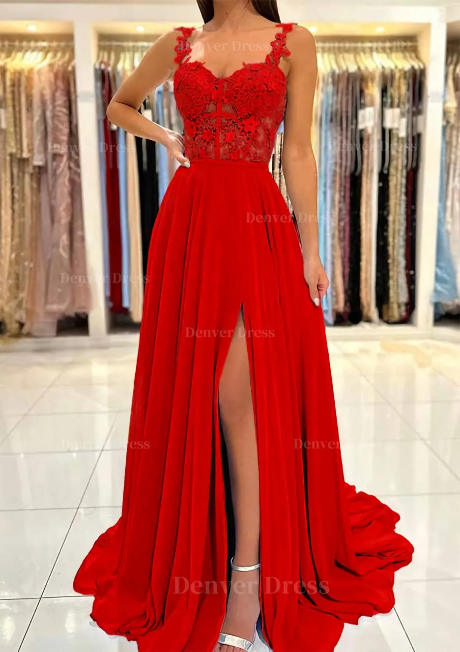 A-line Sweetheart Sleeveless Sweep Train Chiffon Prom Dress With Appliqued Split