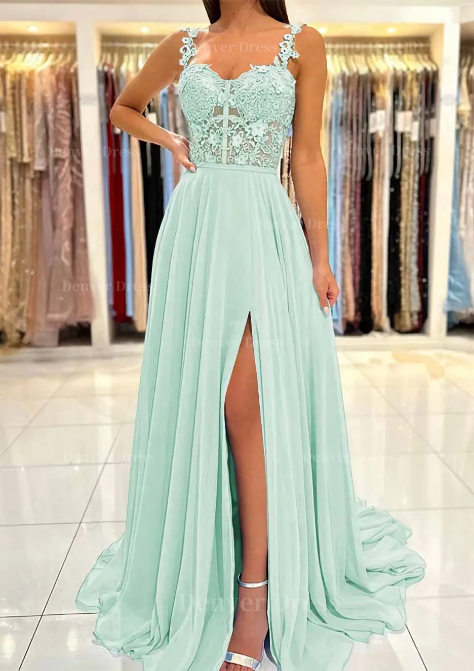A-line Sweetheart Sleeveless Sweep Train Chiffon Prom Dress With Appliqued Split
