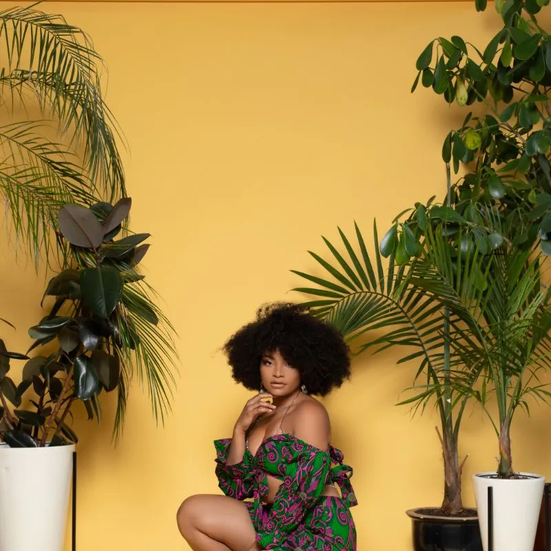 Bamiola 3 Knot Crop Top