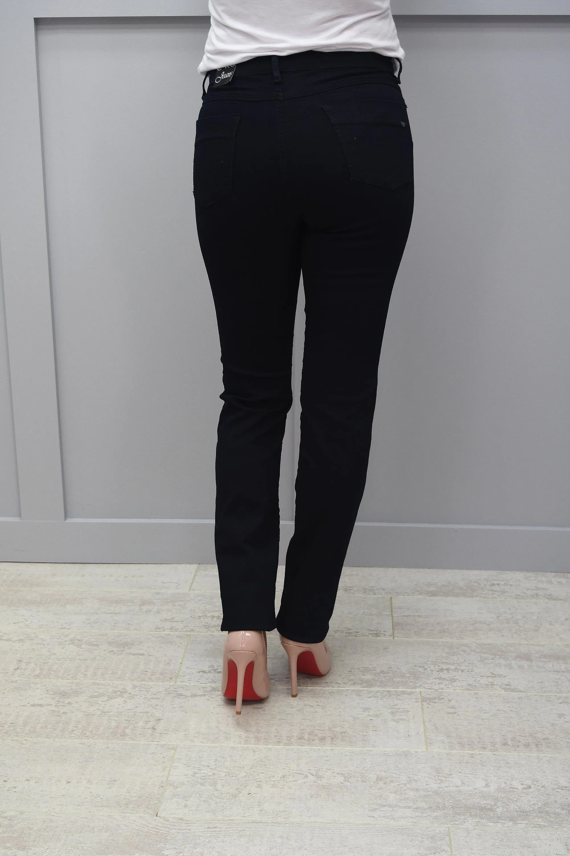 CRO Magic Fit Straight Jeans, Navy - 5525 525 650