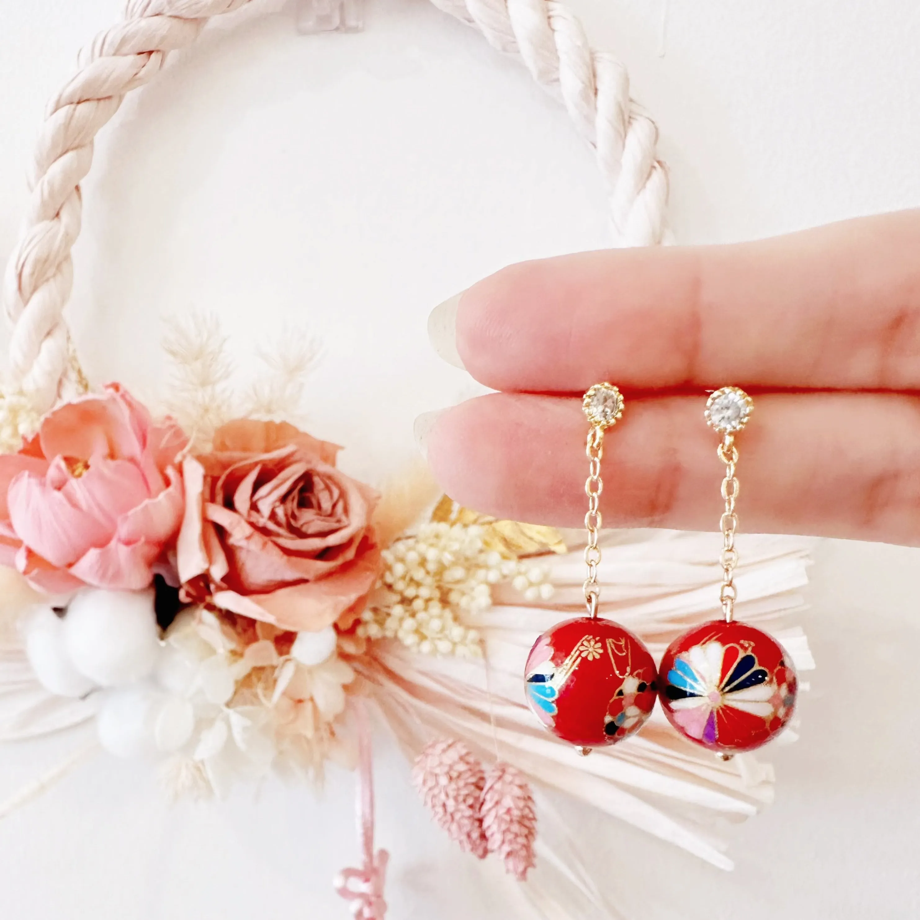 Red Kiku Tensha Love Earrings 菊転写ビーズ