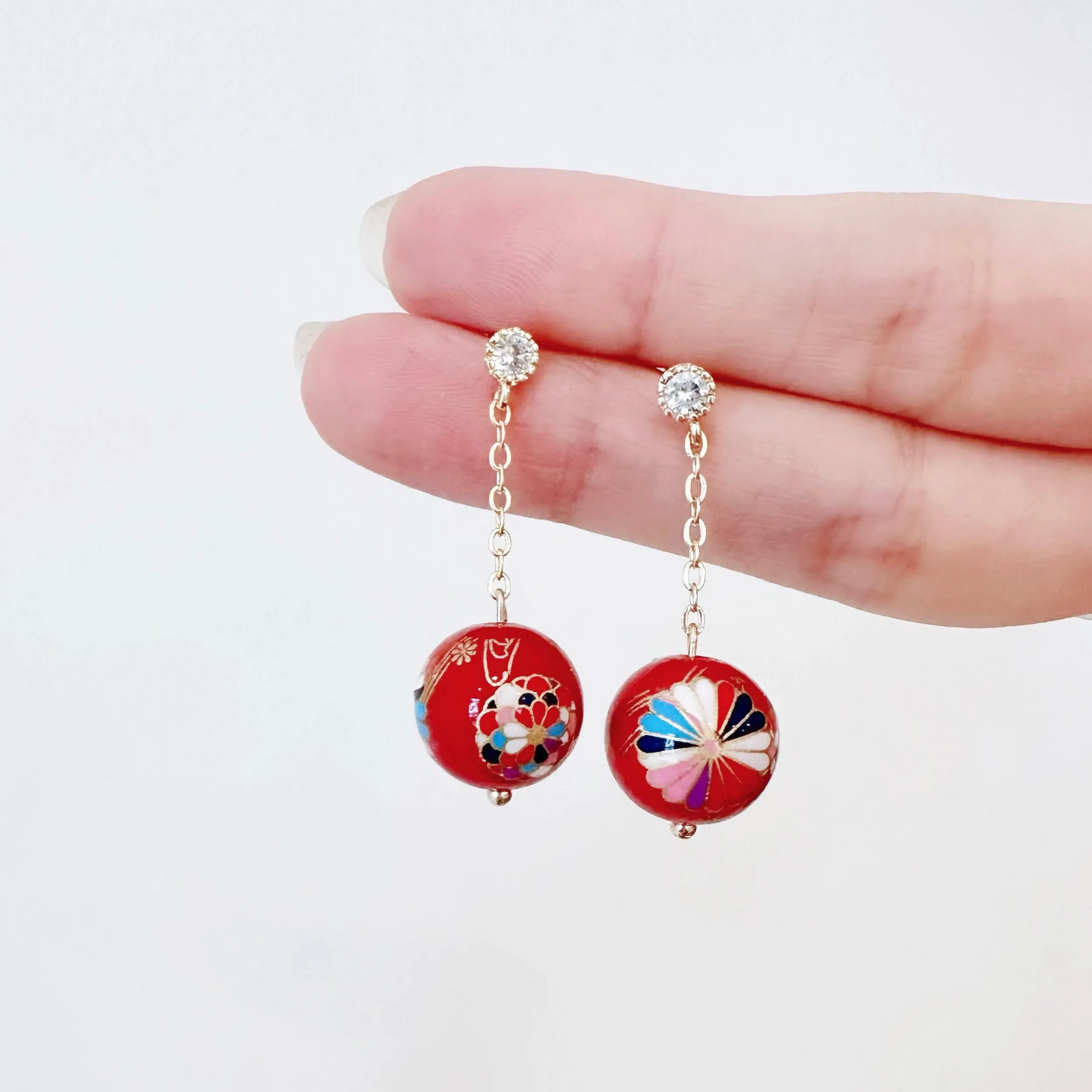 Red Kiku Tensha Love Earrings 菊転写ビーズ