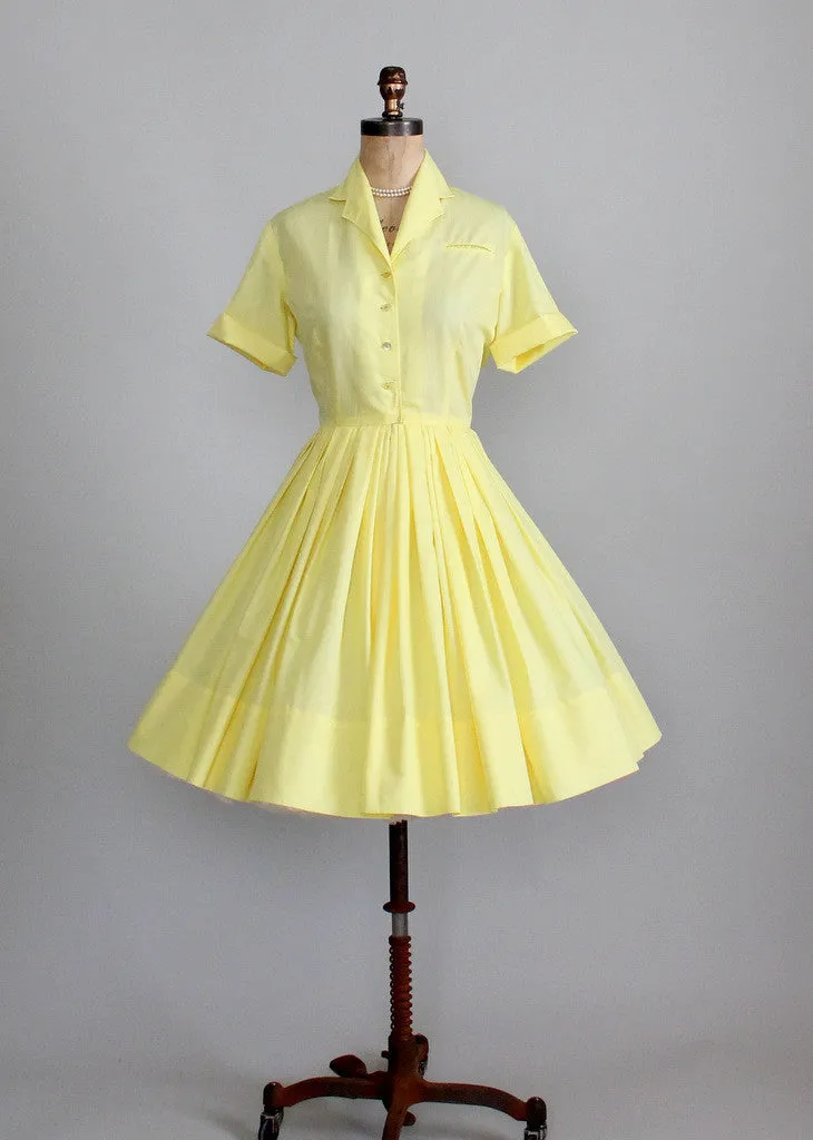 Vintage 1960s Yellow Rose Texas Shirtwasit Dress