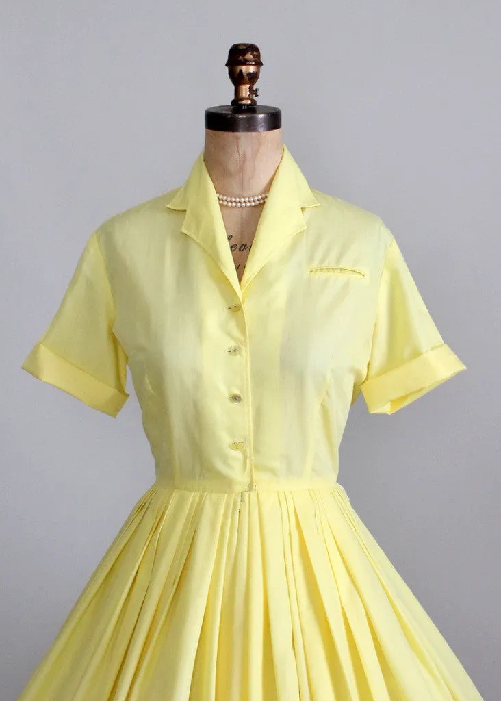 Vintage 1960s Yellow Rose Texas Shirtwasit Dress