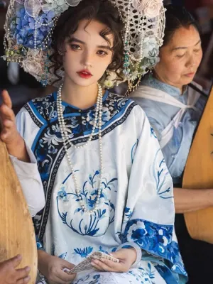 Vintage Han Elements Blue and White Porcelain Printed Jacquard Top for Women